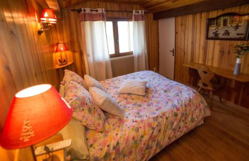 Enchastrayes Bed & Breakfast | B&B Chalet La Providence