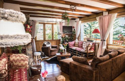 Enchastrayes Bed & Breakfast | B&B Chalet La Providence