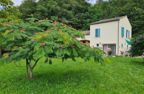 Frayssinet-le-Gelat House | B&B/Chambre D'hôtes Référence: La Perle De Frayssinet-Le-Gélat