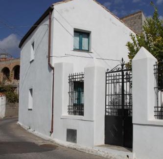 Orroli Bed & Breakfast | B&B Charme Sa Pardina