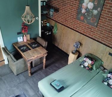Municipality of Enschede Bed & Breakfast | B & B Chawe