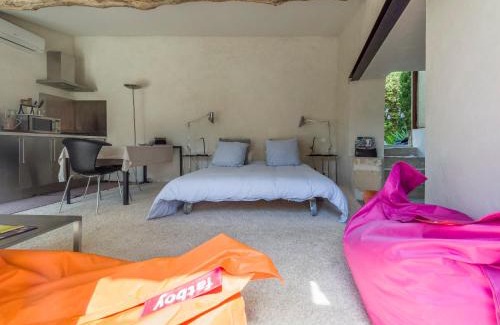 Vaison-la-Romaine Bed & Breakfast | B&B Contemporain Le Jardin