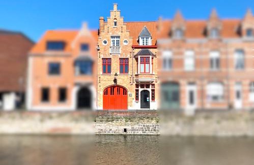 Historical Center Bruges Bed & Breakfast | B&B Contrast