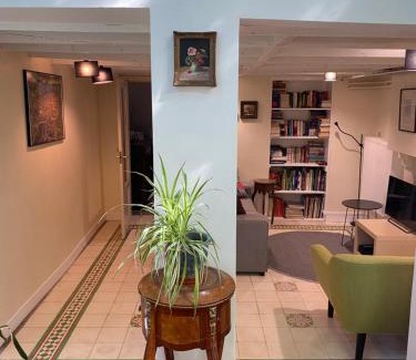 Heirnis Bed & Breakfast | B&B Faja lobi