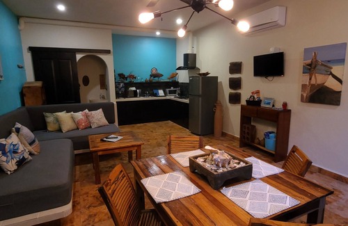 Isla Mujeres House | B&B for a Farm to Table local experience and a roof top view of the Caribbean