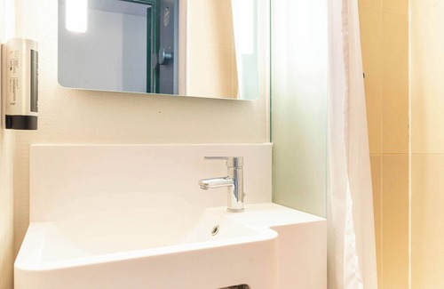 Viarme Hotel | B&B Hôtel Nantes Centre