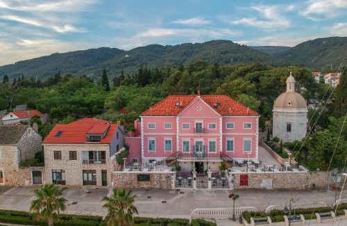 Stari Grad Bed & Breakfast | B&B Heritage Villa Apolon