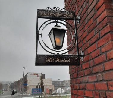 Almere Poort Bed & Breakfast | B&B Het kasteel