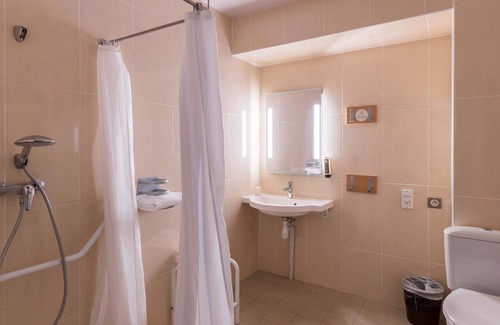 Saint-Parres-aux-Tertres Hotel | B&B HOTEL Troyes Saint-Parres-aux-Tertres