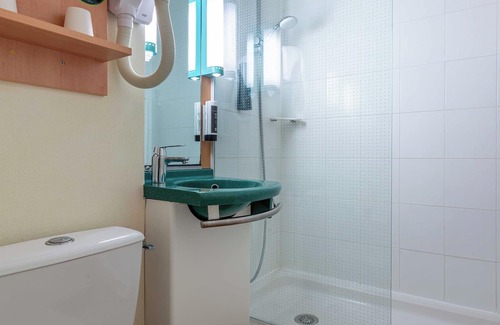 Blois Hotel | B&B HOTEL Blois Nord Vallee Maillard