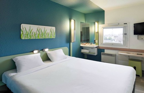Pierrelaye Hotel | B&B Hotel Cergy Pierrelaye