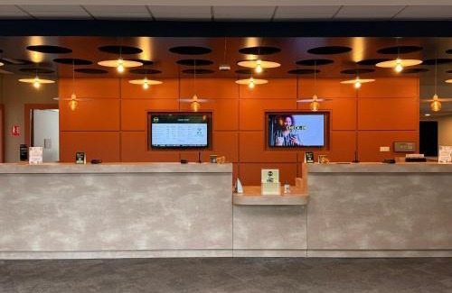 Cergy Hotel | B&B HOTEL Cergy Port 4 étoiles