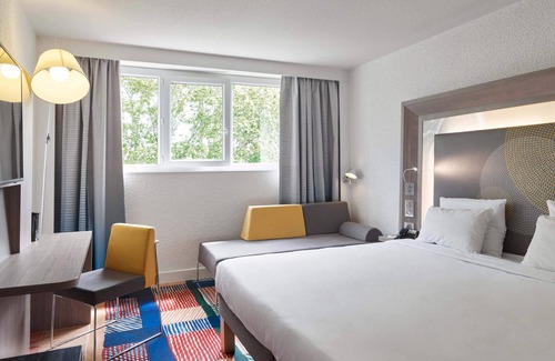 Cergy Hotel | B&B HOTEL Cergy Port