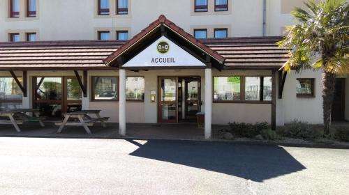 Chatellerault Hotel | B&B HOTEL Chatellerault