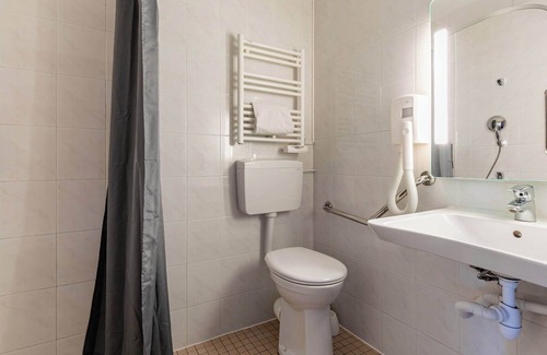 Colmar Hotel | B&B HOTEL Colmar Lumière