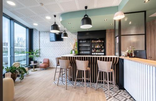 Hotel-de-Ville Hotel | B&B HOTEL Lille Grand Stade