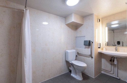 Seclin Hotel | B&B HOTEL Lille Seclin Unexpo