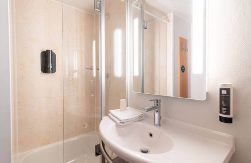 Limoges Hotel | B&B HOTEL Limoges (2)