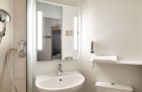 Maurepas Hotel | B&B HOTEL Maurepas