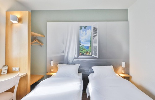 Les Tourrettes Hotel | B&B HOTEL Montélimar Nord