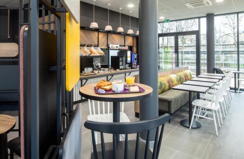 Chemin de l'Ile Hotel | B&B HOTEL NANTERRE Rueil-Malmaison