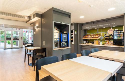 Saint-Herblain Hotel | B&B HOTEL Nantes Atlantis Le Zenith