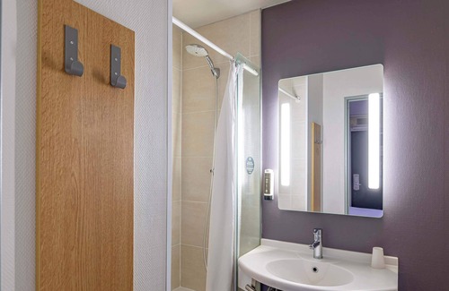 Boulazac-Isle-Manoire Hotel | B&B HOTEL Périgueux Boulazac
