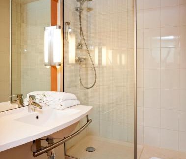 Quartier Pasteur Hotel | B&B HOTEL Rouen Centre Rive Droite
