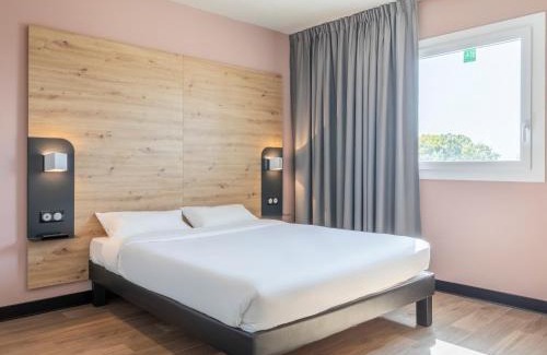 Saint-Martin-de-Crau Hotel | B&B HOTEL Saint-Martin-de-Crau Alpilles Camargue