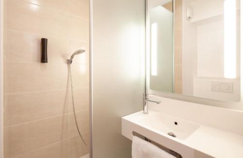 Saint-Denis Hotel | B&B HOTEL Saint-Denis Porte de Paris