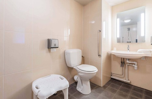 Geispolsheim Hotel | B&B HOTEL Strasbourg Sud Geispolsheim