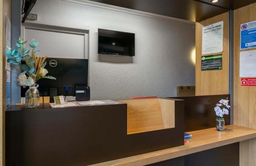 Vendenheim Hotel | B&B HOTEL Strasbourg Nord Artisans