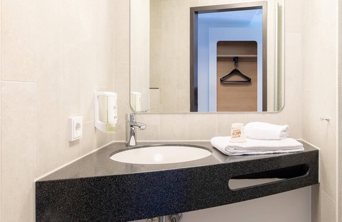Feuerbach-Ost Hotel | B&B Hotel Stuttgart-City