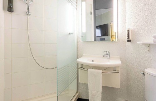 La Terrasse Hotel | B&B HOTEL Toulouse Cité de l'Espace Gonord