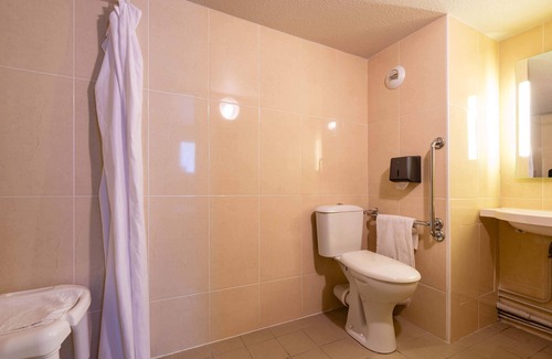 Bourg-les-Valence Hotel | B&B HOTEL Valence Nord