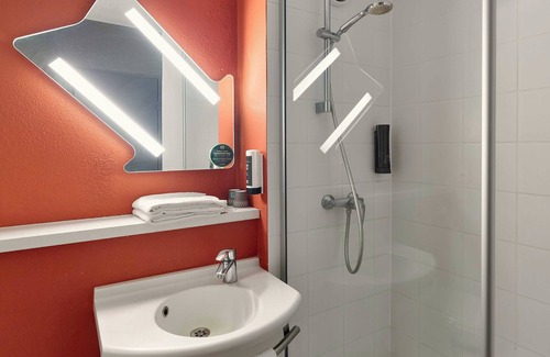 Vitry-sur-Seine Hotel | B&B Hotel Vitry-Sur-Seine