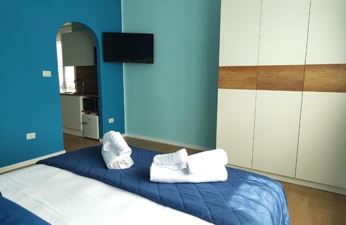 Historical Downtown Salerno Bed & Breakfast | B&B LIBRA rooms & suite