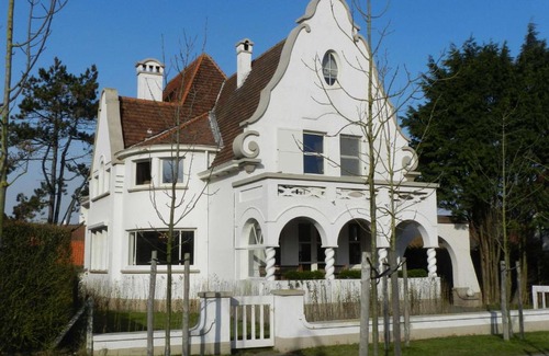 De Haan Bed & Breakfast | B&B Maison Rabelais