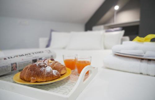 Historical Downtown Salerno Bed & Breakfast | B&B Milleduecento Luxury Room