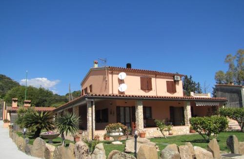 Castiadas House | B&B Monte Gruttas