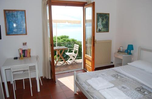 Cannero Riviera Bed & Breakfast | B&B Nonno Leo