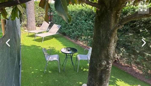 Sud-Ovest House | B&B Relax Rooms - Villa Murari Brà