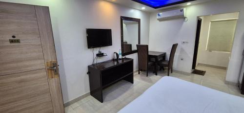 Mahipalpur Extension Bed & Breakfast | B&B Royal