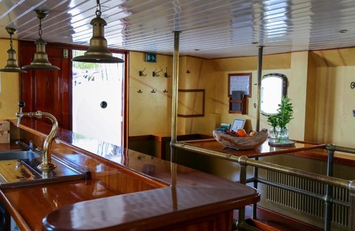 Municipality of Kampen Bed & Breakfast | B&B Sailing Ship Summertime