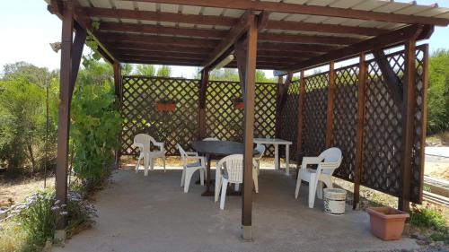 Nuraxi Figus Bed & Breakfast | B&B Su Tintillu