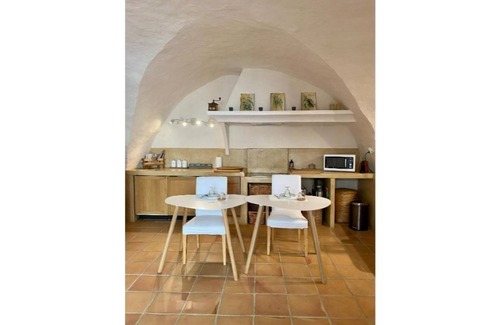 La Roque-d'Antheron Apartment | B&B Villa des Muses in the heart of a village in Provence