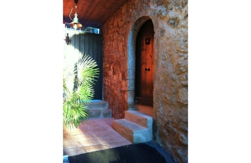 La Roque-d'Antheron Apartment | B&B Villa des Muses in the heart of a village in Provence