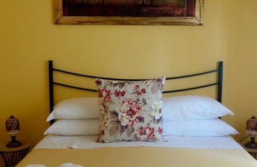 Giardini Naxos Bed & Breakfast | B&B Villa Palici
