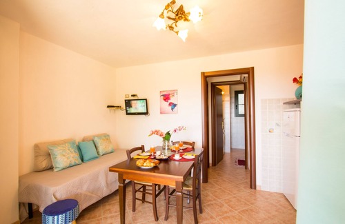 Tertenia Apartment | B - Cozy apartment in Sardinia with garden and sea view for 3 people