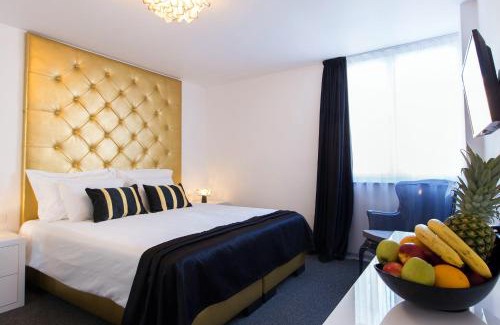 Split Bed & Breakfast | B Gold Luxury rooms B&B